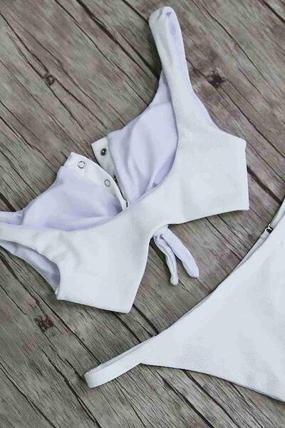 Angelsin Beyaz Çıtçıtlı Bikini Üstü Beyaz - MS42109-Beyaz