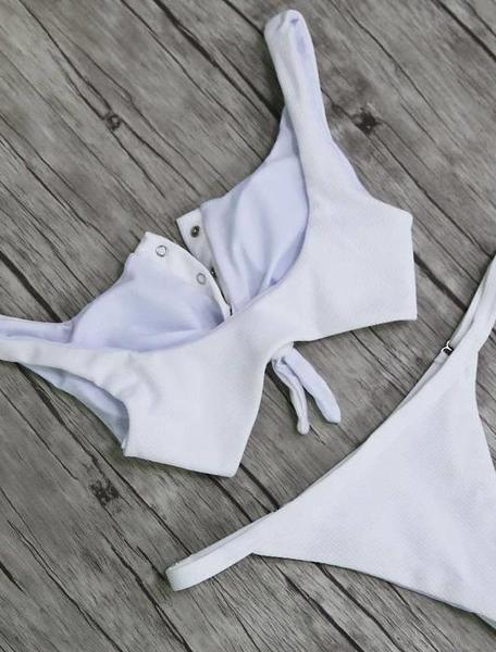 Angelsin Stylish Bikini Set With White Snaps - MS4210