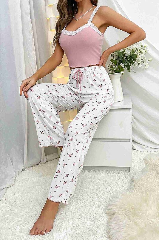 Askılı Şık Üstü Dantel İşlemeli Baskılı Pijama Takımı Çok Renkli - 3