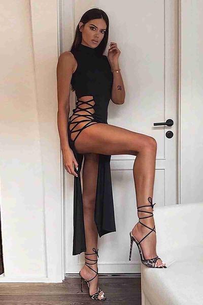 Bacak Dekolteli Seksi Elbise Siyah 