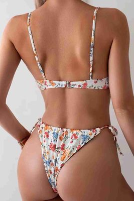 Bağlamalı Çiçek Baskılı Bikini Altı Çok Renkli - Thumbnail