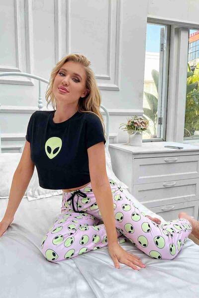Baskılı Kısa Kollu Pijama Takımı Çok Renkli