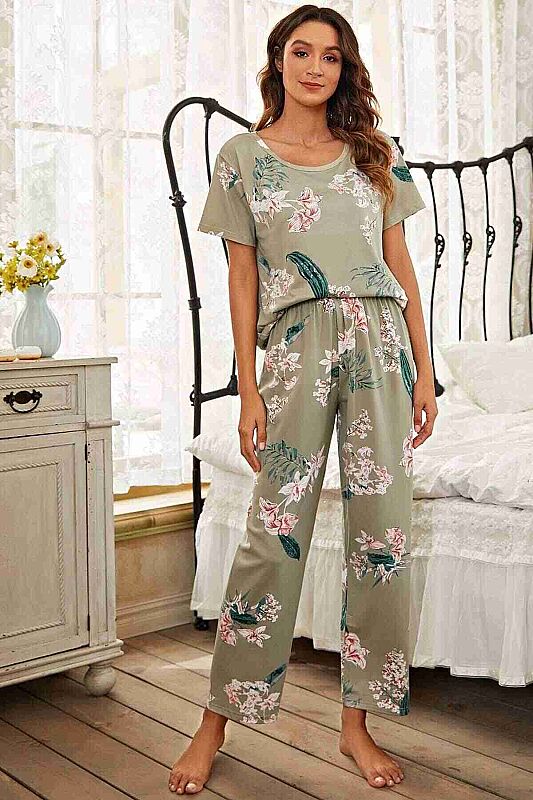 Çicek Baskılı Soft Kumaş Kısa Kollu Pijama Takımı Çok Renkli - 2