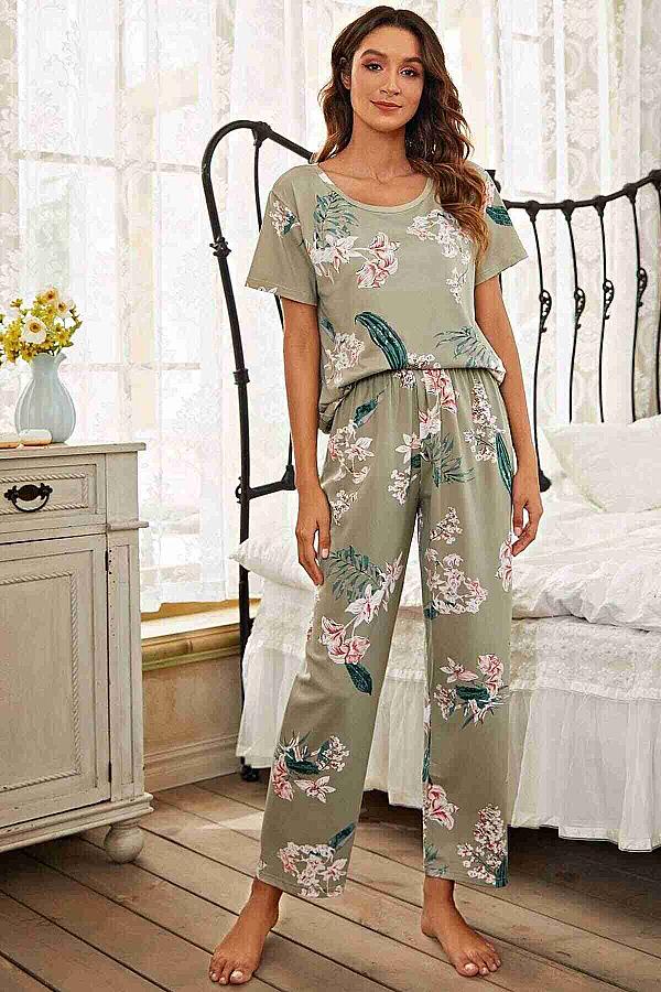 Çicek Baskılı Soft Kumaş Kısa Kollu Pijama Takımı Çok Renkli - 2