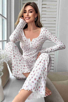Çiçek Desenli Uzun Kollu Pijama Takımı Beyaz - Thumbnail