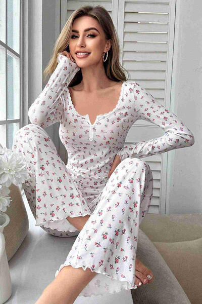 Çiçek Desenli Uzun Kollu Pijama Takımı Beyaz