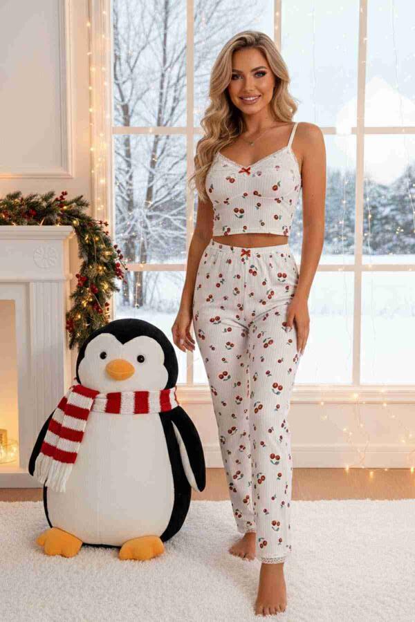 Kiraz Baskılı Askılı Şık Pijama Takımı Beyaz - 4