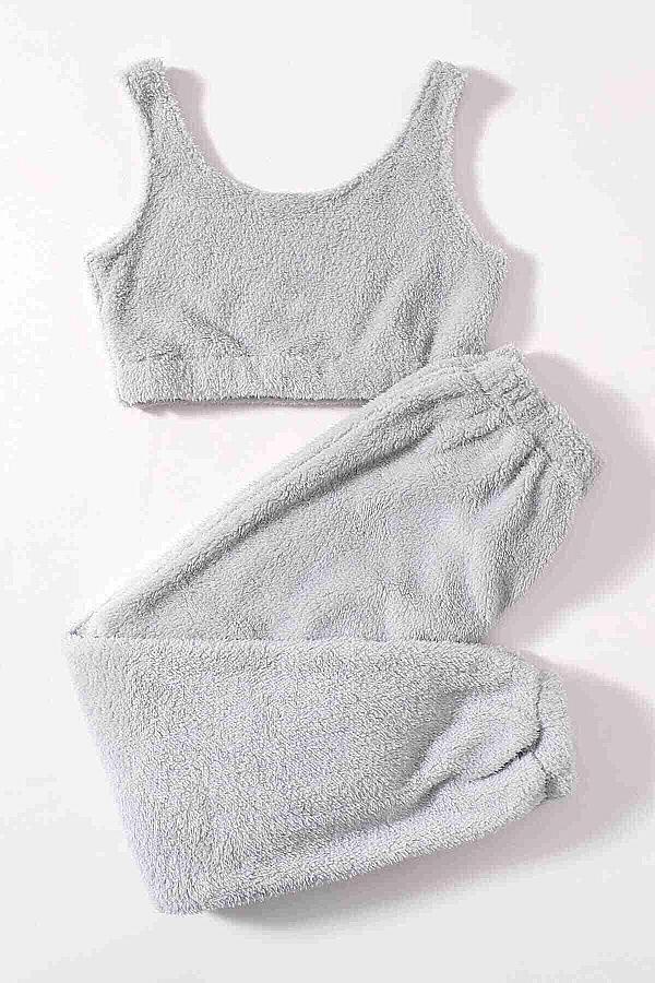  Kolsuz Askılı Peluş Polar Alt Üst Pijama Takımı - 3