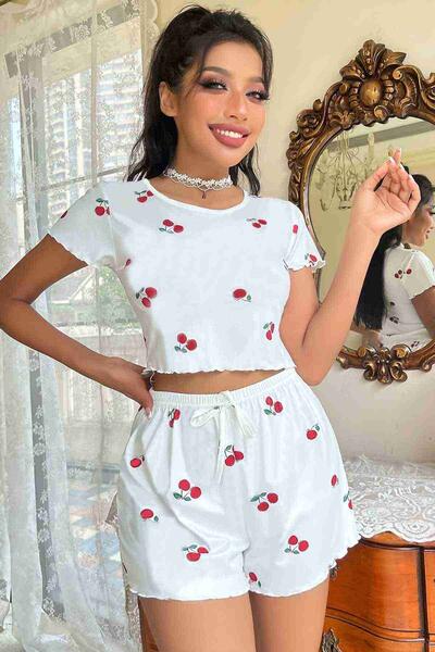 Örme Yumuşak Kısa Kol Kiraz Basklı Sortlu Pijama Takımı Beyaz 