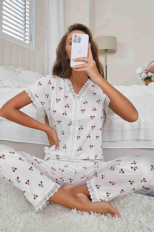 Özel Örme Kumaş Güpür Dantelli Kiraz Baskılı Kısa Kollu Pijama Takımı - 4