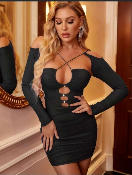 Siyah Uzun Kollu Kesik Elbise - 1