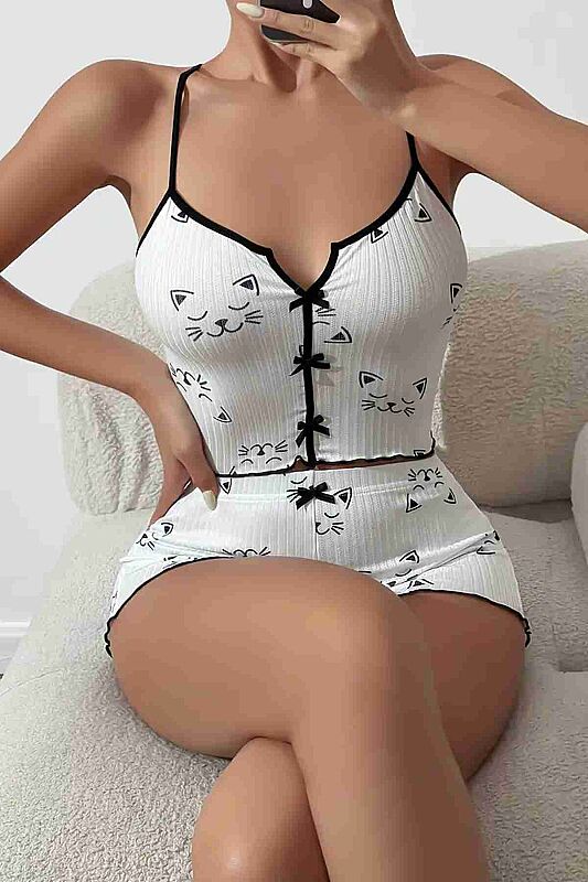 Yavru Kedi Baskılı Askılı Şortlu Pijama Takımı - 3