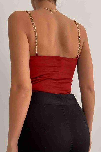 Zincir Askılı Crop Büstiyer T-shirt Kırmızı