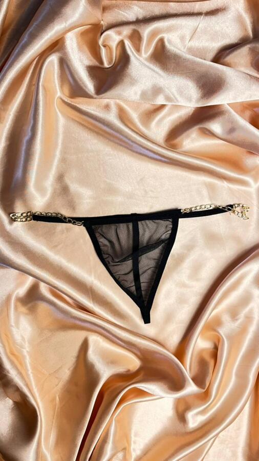 Zincir Detaylı Dantel String Külot - 10